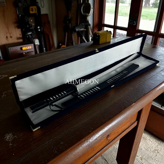 KATANA WHITE 70 CM KATANA WHITE 70 CM