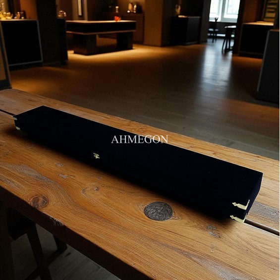 NAVY BLUE VELVET BOX
