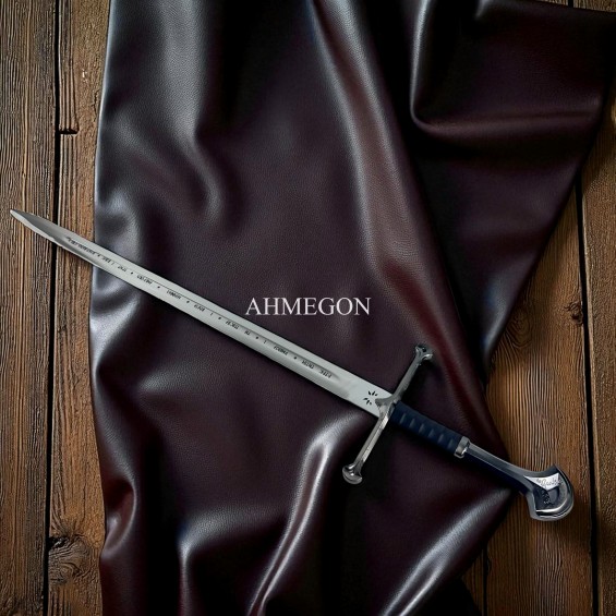 NARSIL ANDURIL ISILDUR ARAGORN NARSIL ANDURIL ISILDUR ARAGORN